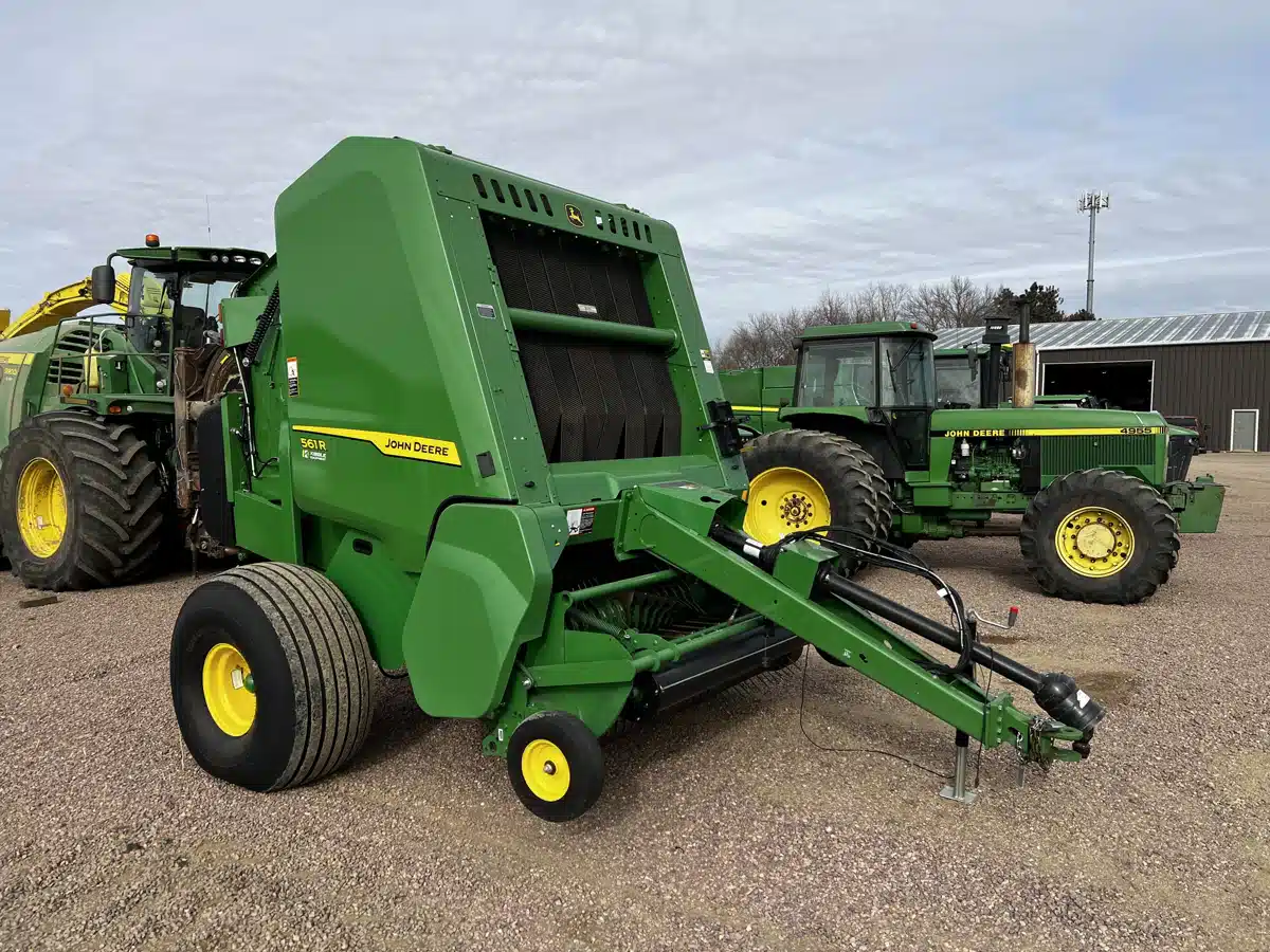 Gallery image 1 for Used 2024 John Deere 561R Round Baler