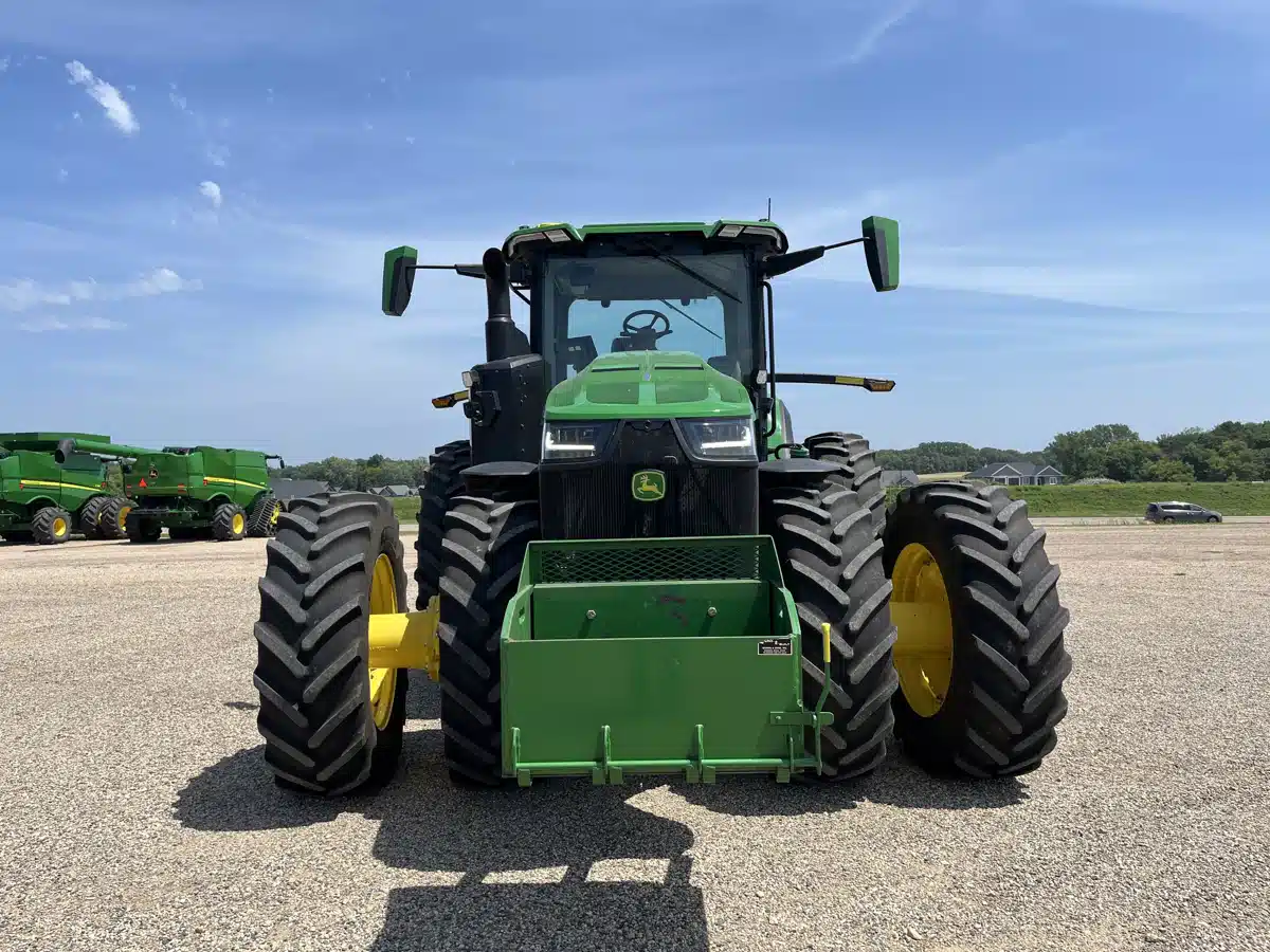 Gallery image 2 for Used 2024 John Deere 8R 410 Tractor