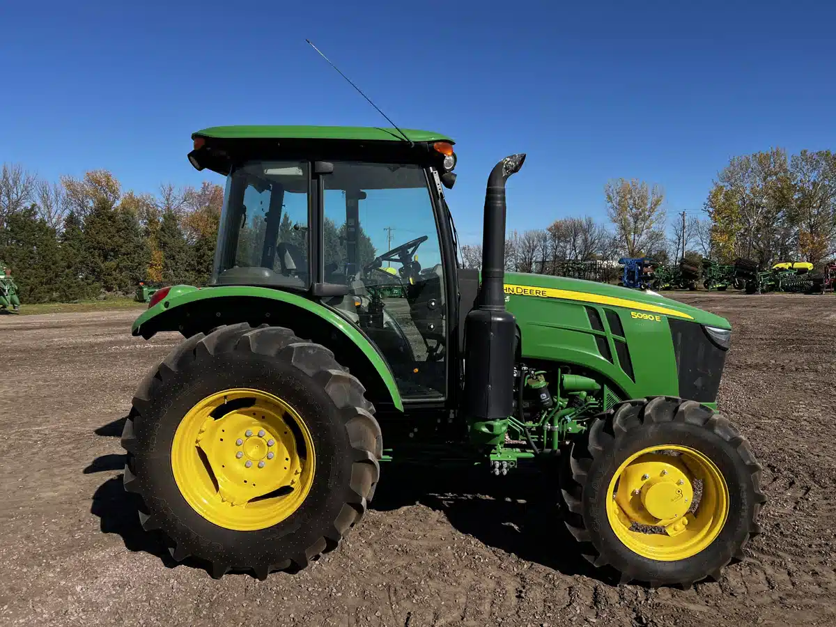 Gallery image 2 for Used 2021 John Deere 5090E Tractor