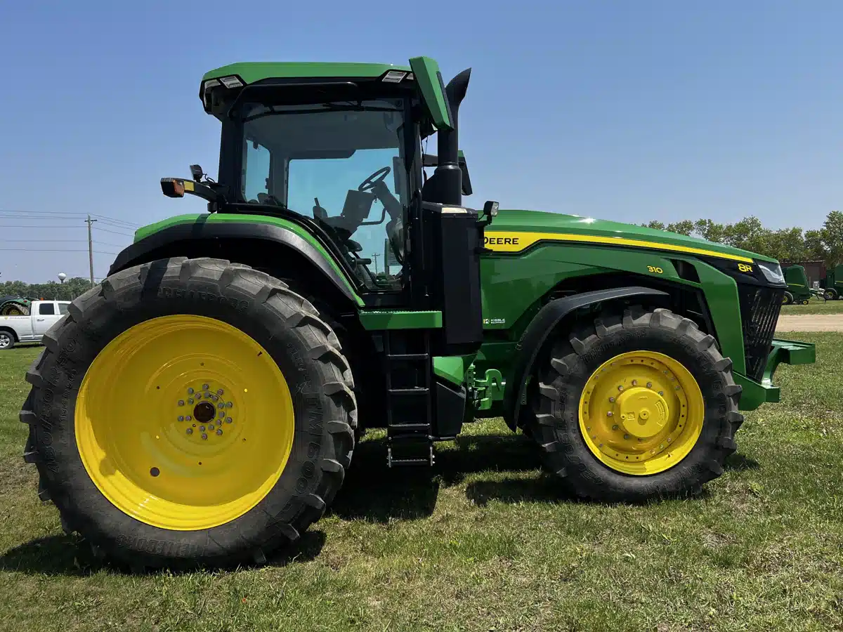 Gallery image 2 for Used 2023 John Deere 8R 310 Tractor