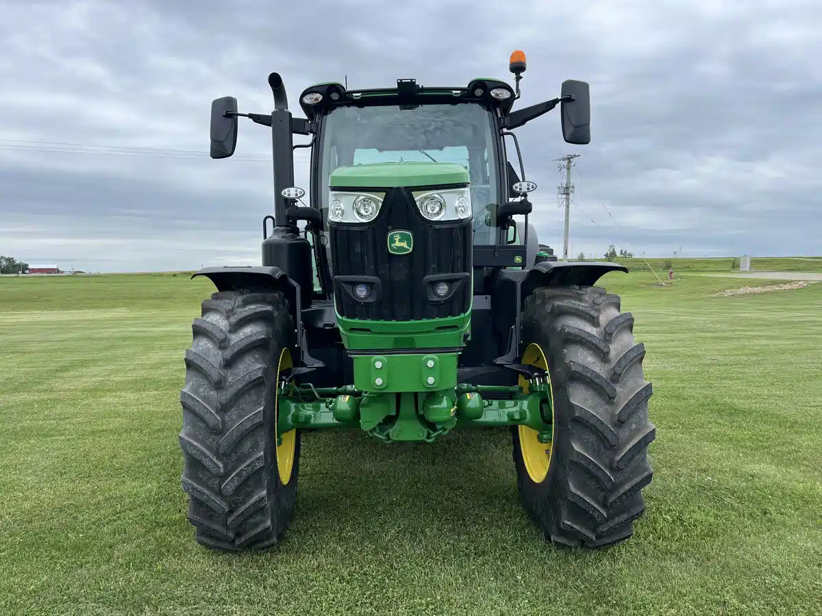 Gallery image 2 for Used 2022 John Deere 6R 175 Tractor