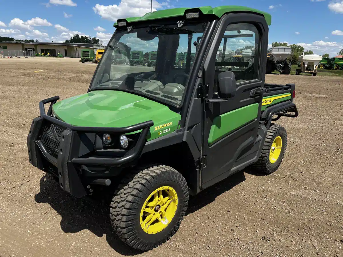 Gallery image 1 for Used 2023 John Deere XUV 835R Utility Vehicle