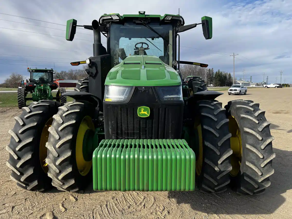 Gallery image 2 for Used 2021 John Deere 8R 370 Tractor