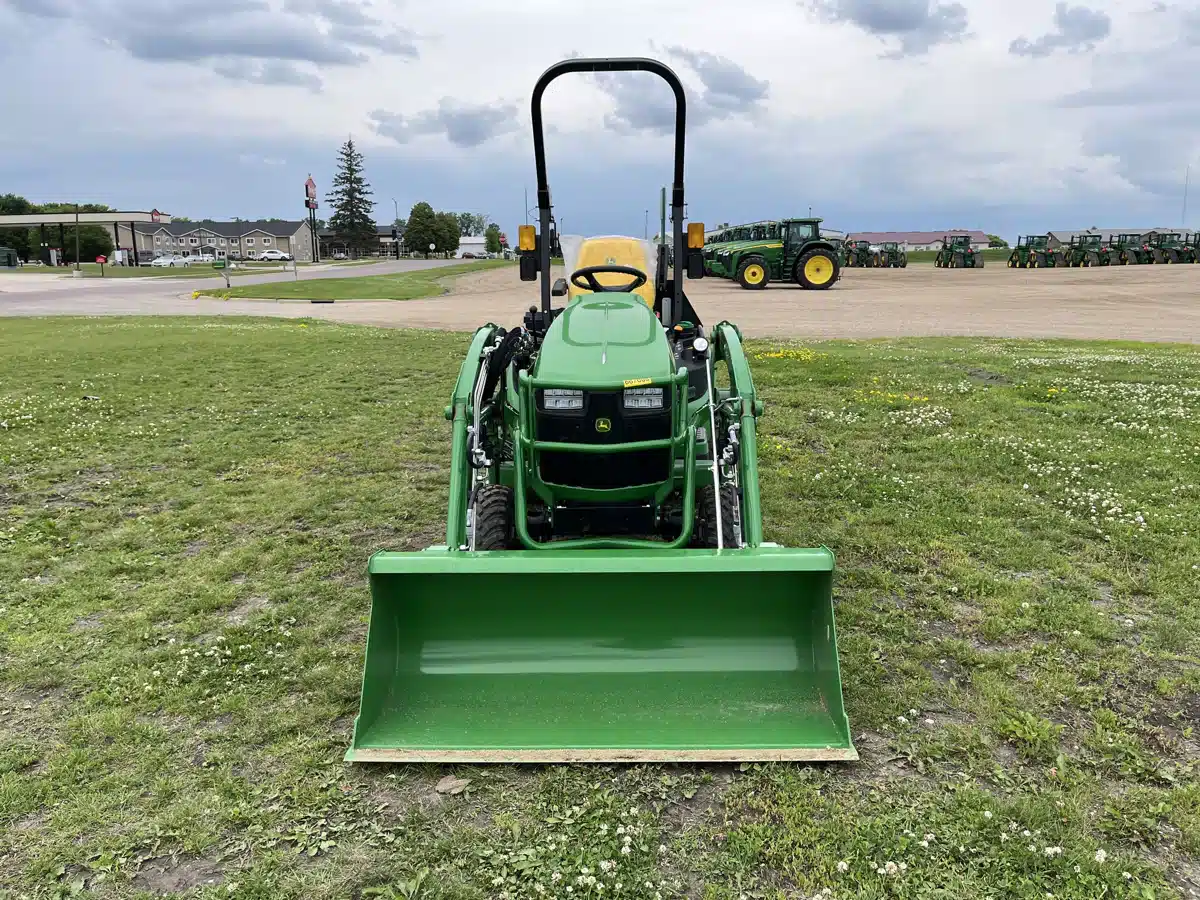 Gallery image 2 for Used 2024 John Deere 1025R Tractor
