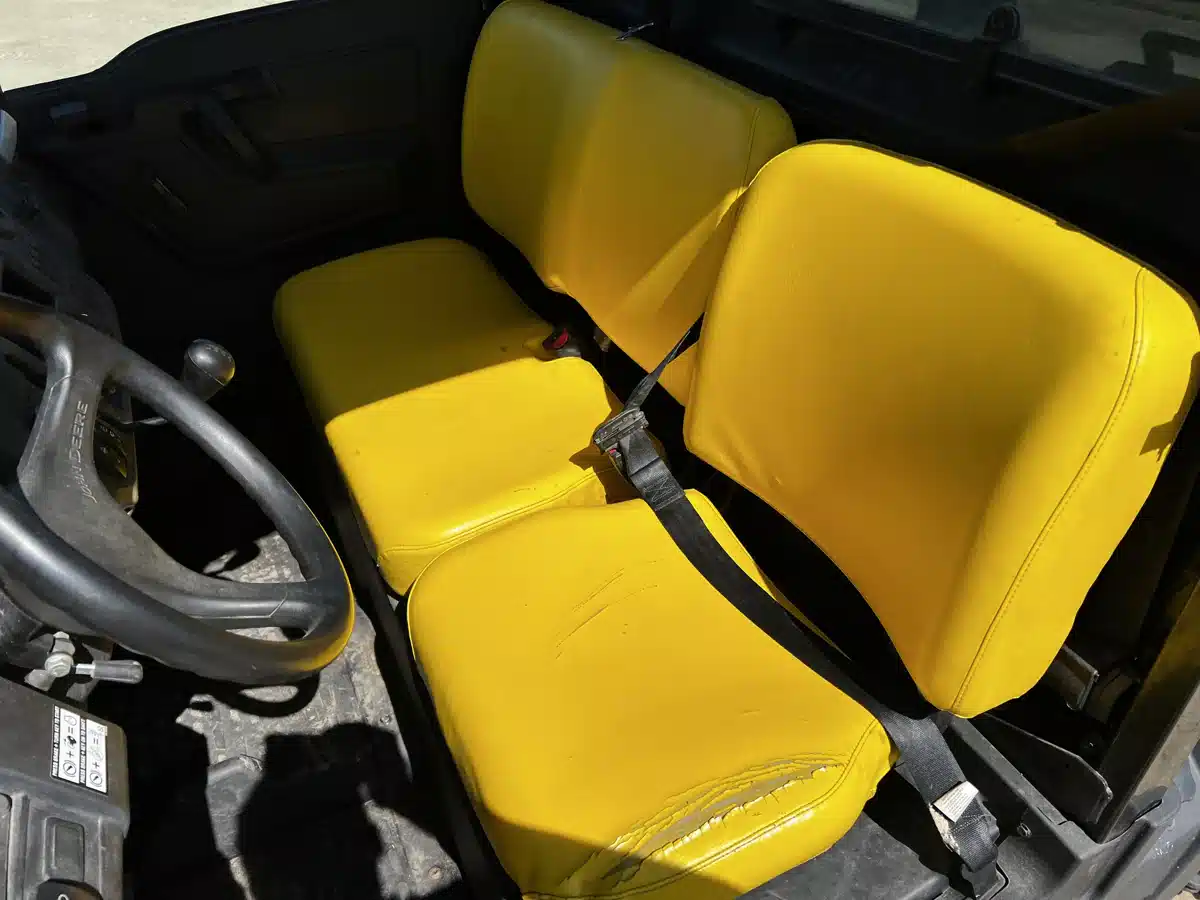 Gallery image 2 for Used 2021 John Deere XUV 835M Utility Vehicle