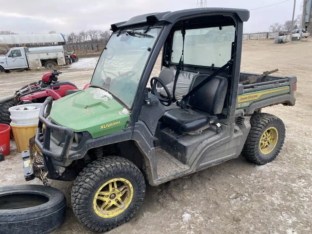 Gallery image 1 for Used 2023 John Deere XUV 835M Utility Vehicle