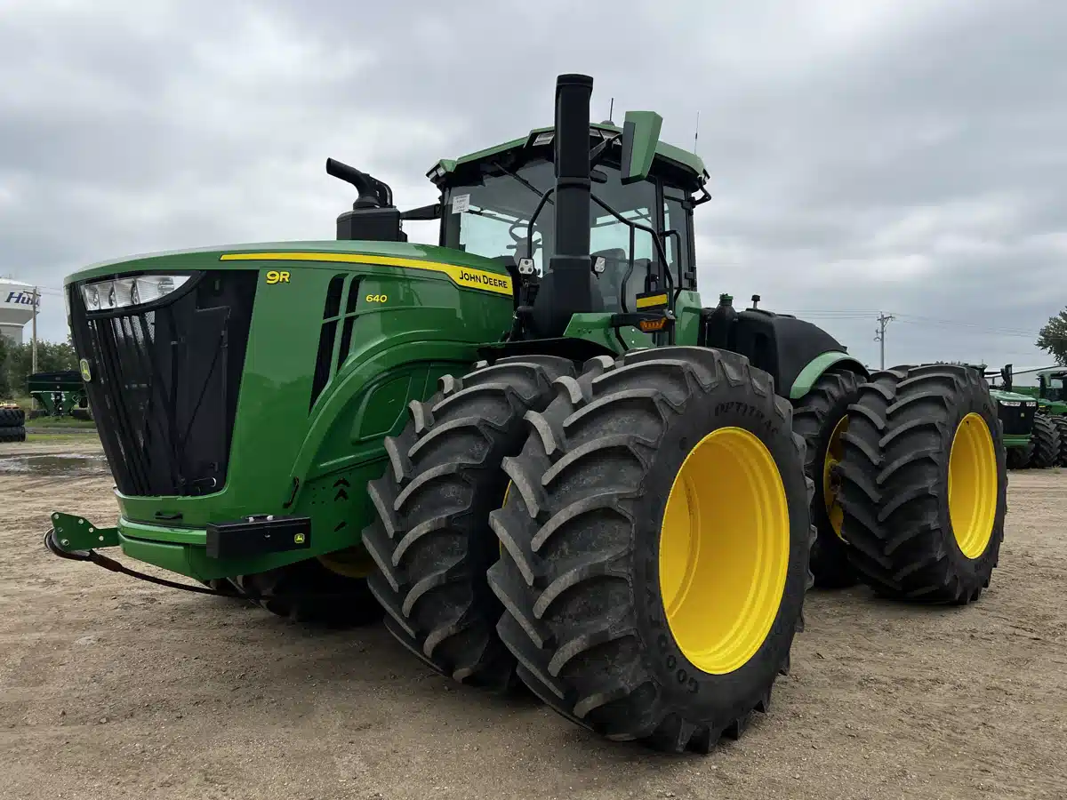 Gallery image 1 for 2024 John Deere 9R 640 Tractor