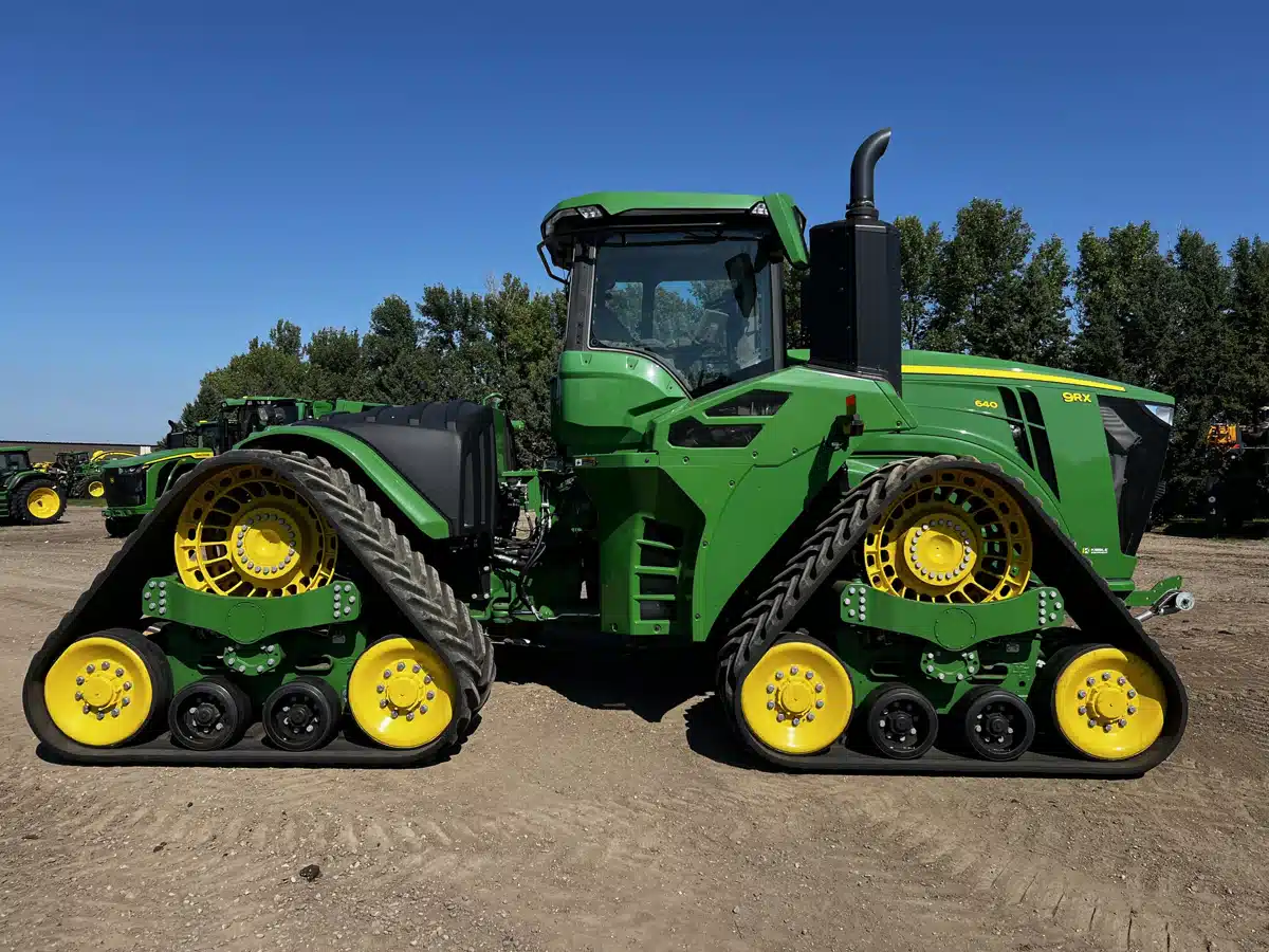 Gallery image 2 for Used 2022 John Deere 9RX 640 Tractor