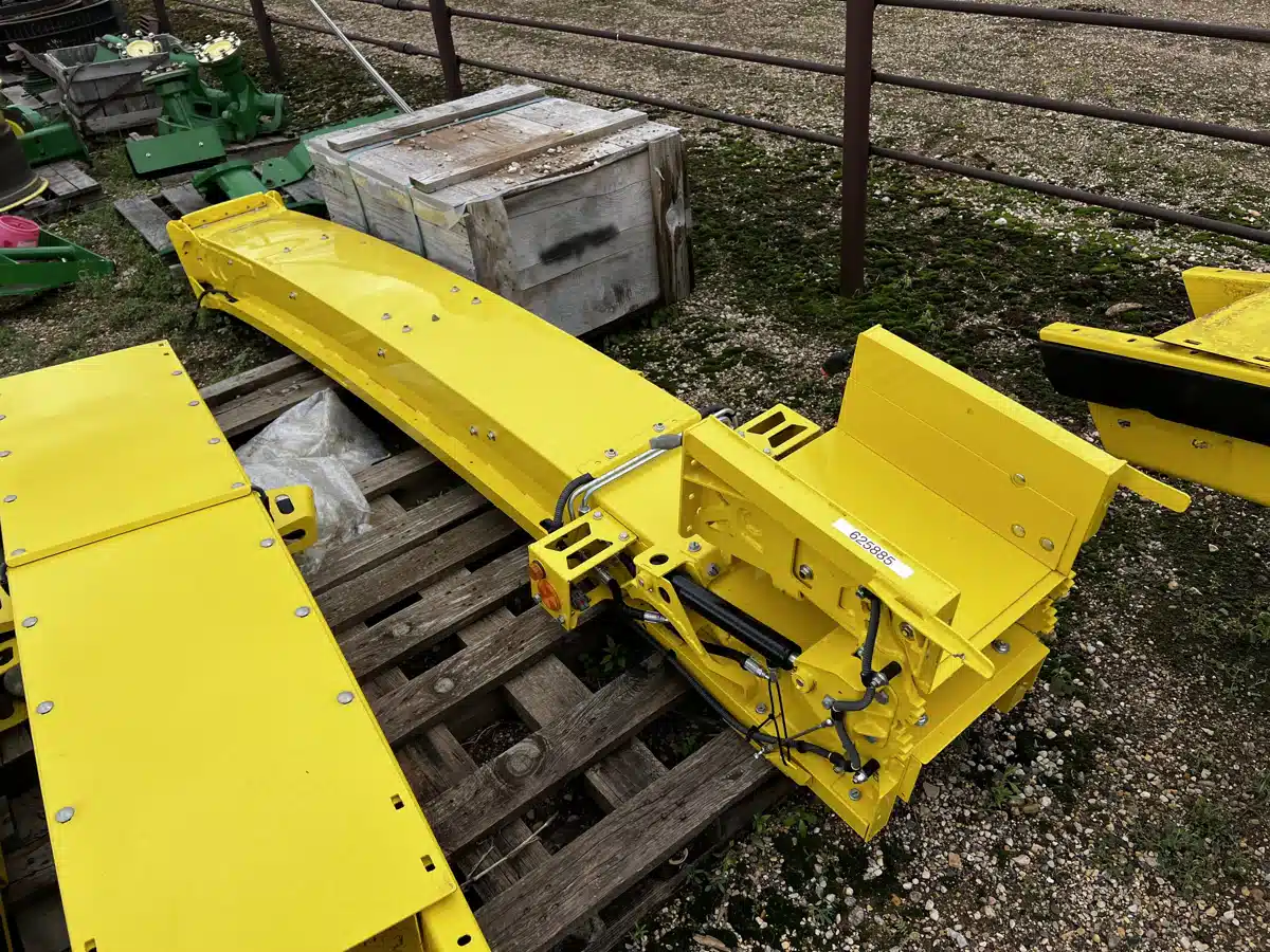 Gallery image 1 for Used John Deere SPOUT KIT Attachment