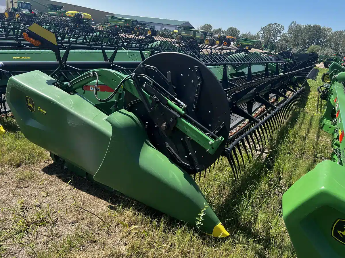 Gallery image 1 for 2021 John Deere RD45F Header - Flex