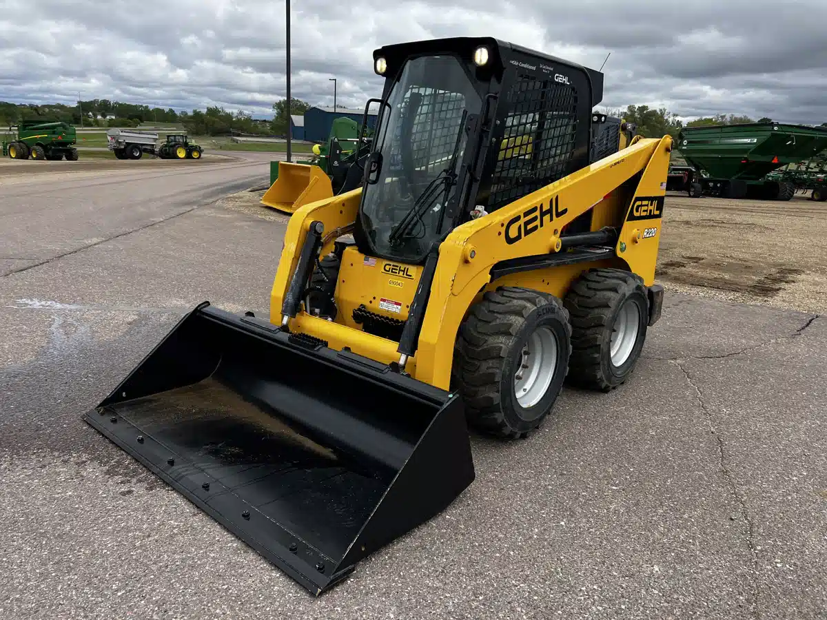 Gallery image 1 for Used 2023 Gehl R220 Skid Steer