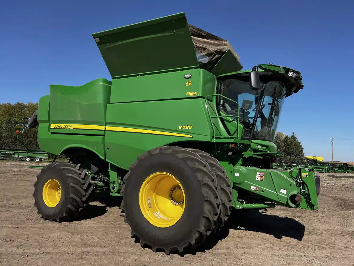 Gallery image 1 for Used 2023 John Deere S780 Combine