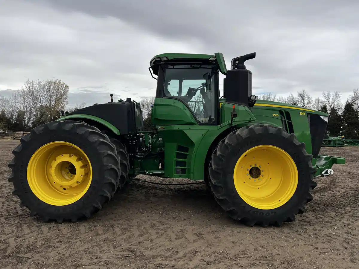 Gallery image 2 for Used 2024 John Deere 9R 590 Tractor