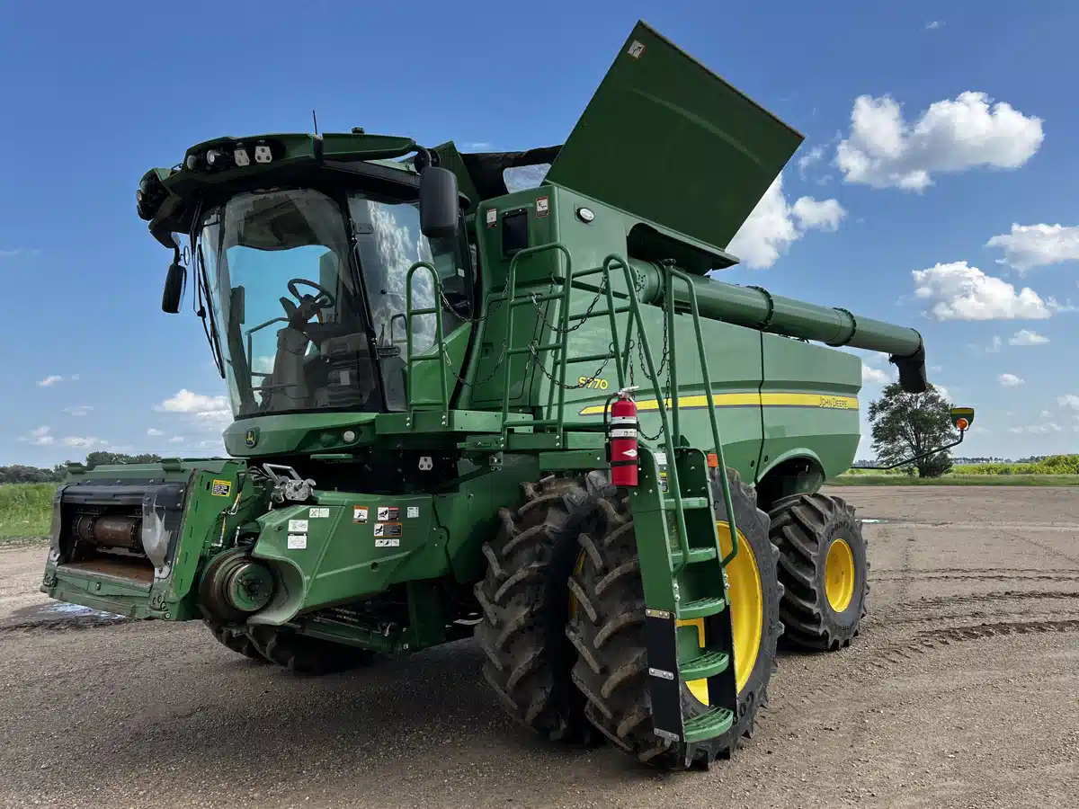 Gallery image 2 for Used 2023 John Deere S770 Combine
