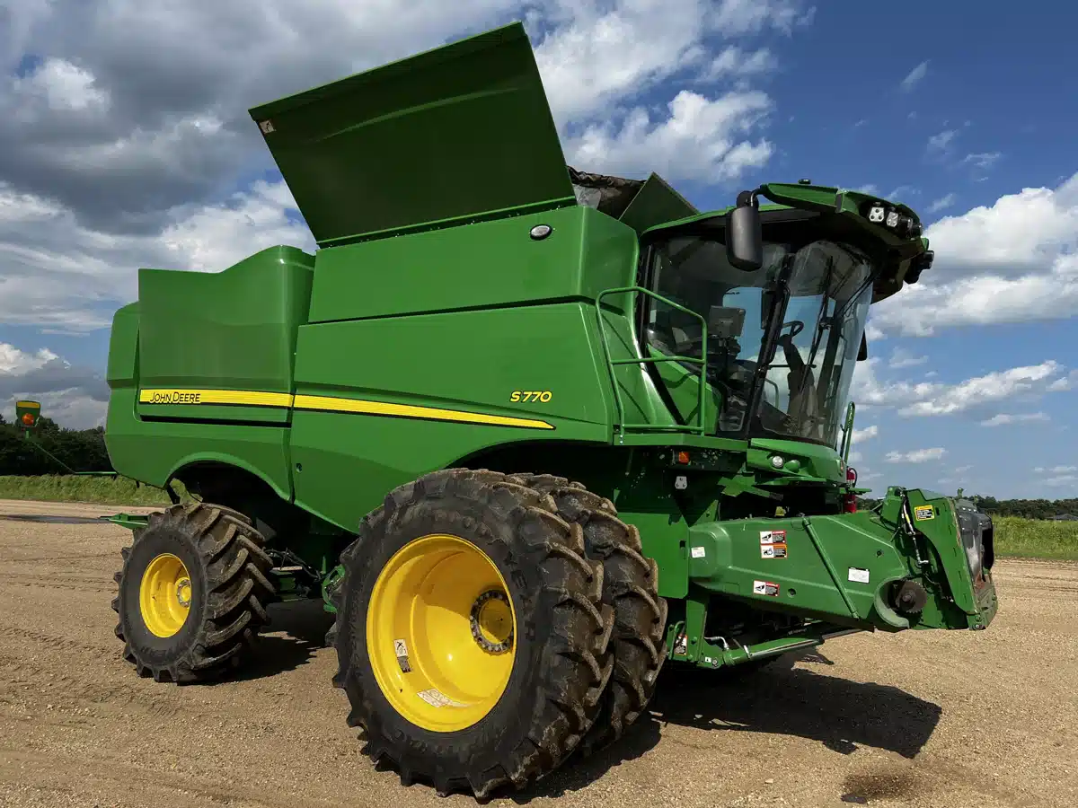 Gallery image 1 for Used 2023 John Deere S770 Combine