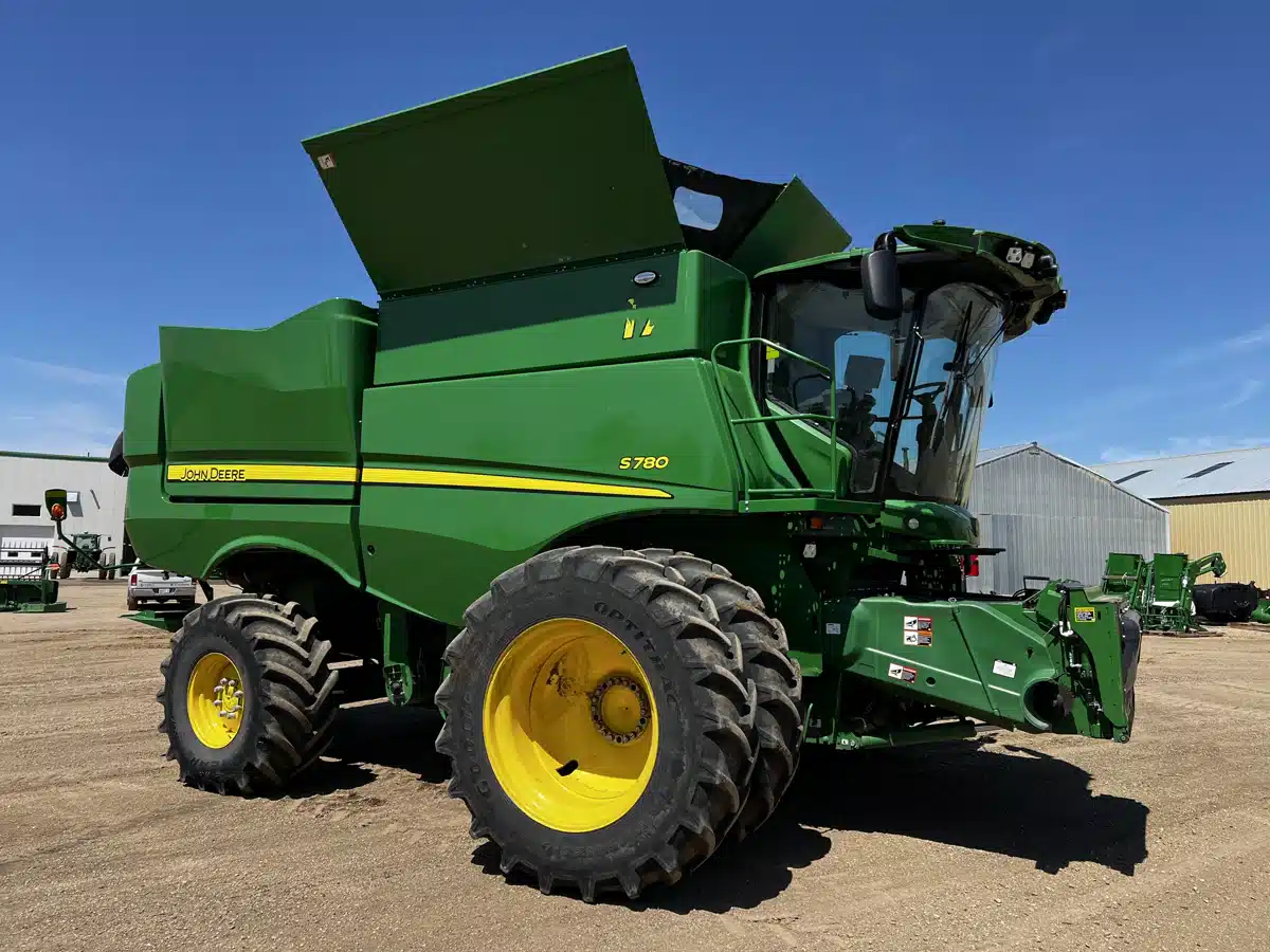 Gallery image 1 for Used 2023 John Deere S780 Combine