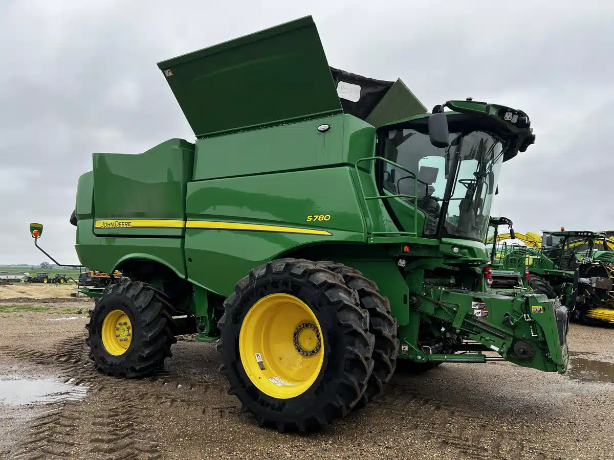 Gallery image 1 for Used 2023 John Deere S780 Combine