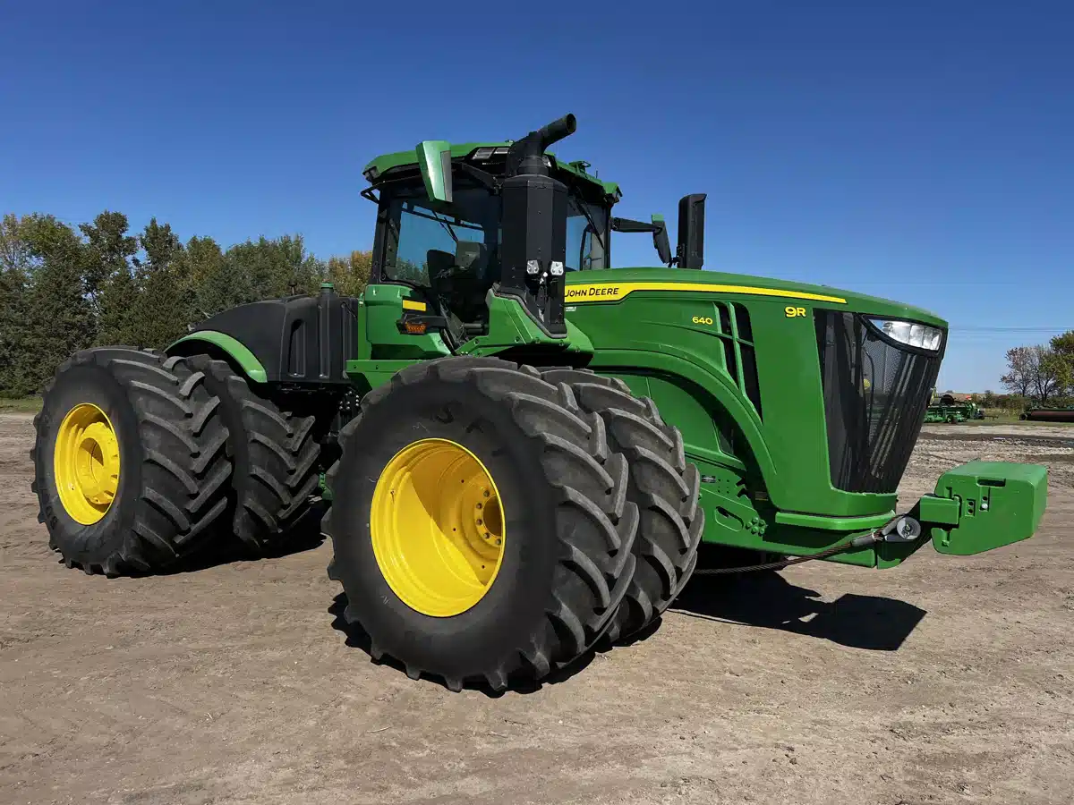 Gallery image 1 for Used 2023 John Deere 9R 640 Tractor