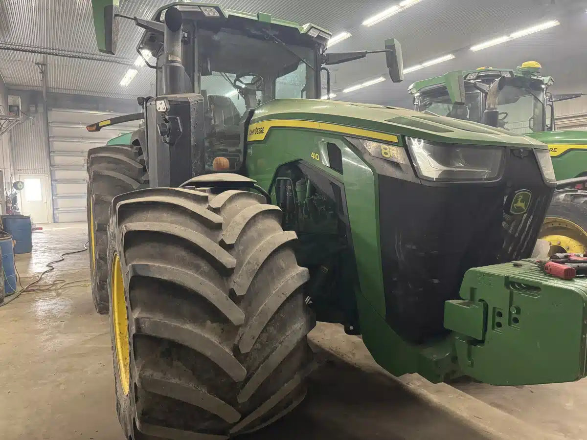 Gallery image 2 for Used 2020 John Deere 8R 410 Tractor
