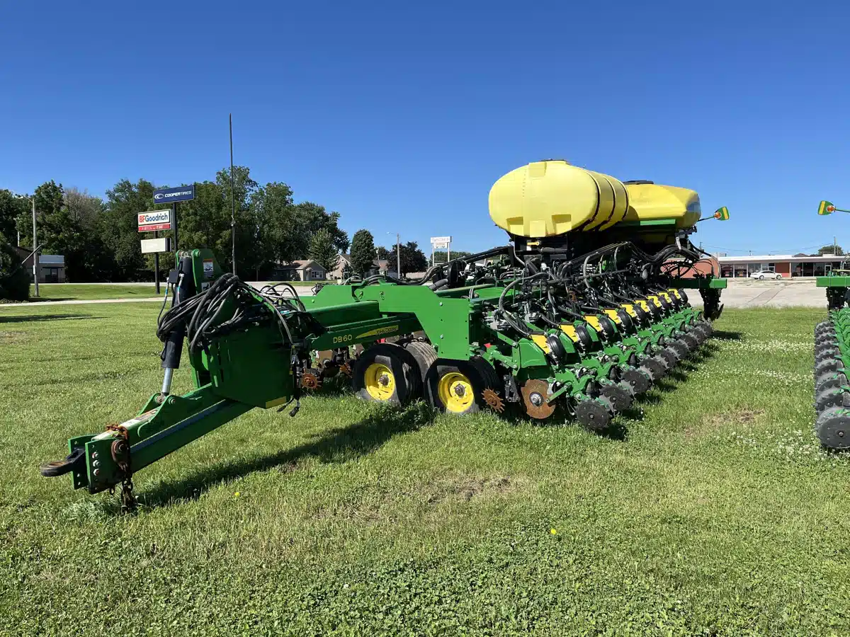 Gallery image 1 for Used 2021 John Deere DB60 Planter