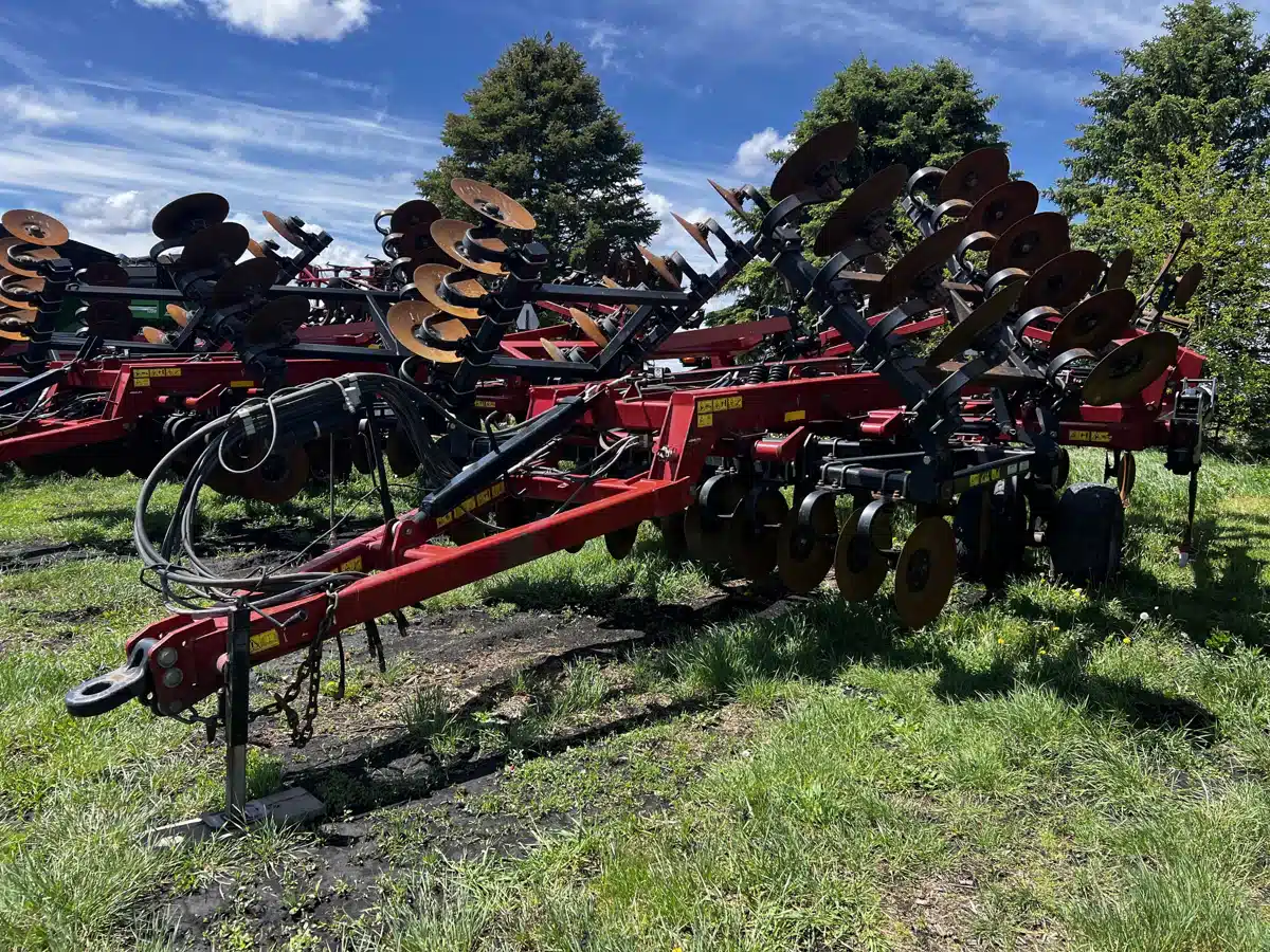 Gallery image 1 for Used 2015 Case IH 875 Ripper