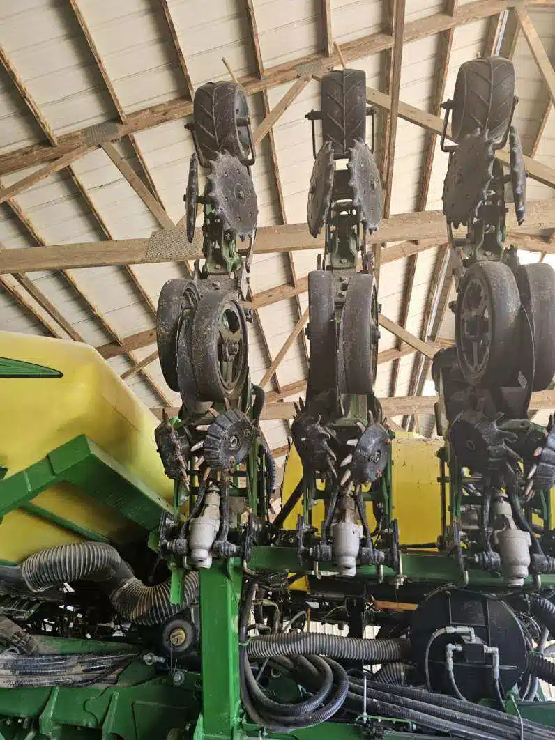 Gallery image 2 for Used 2021 John Deere 1795 Planter