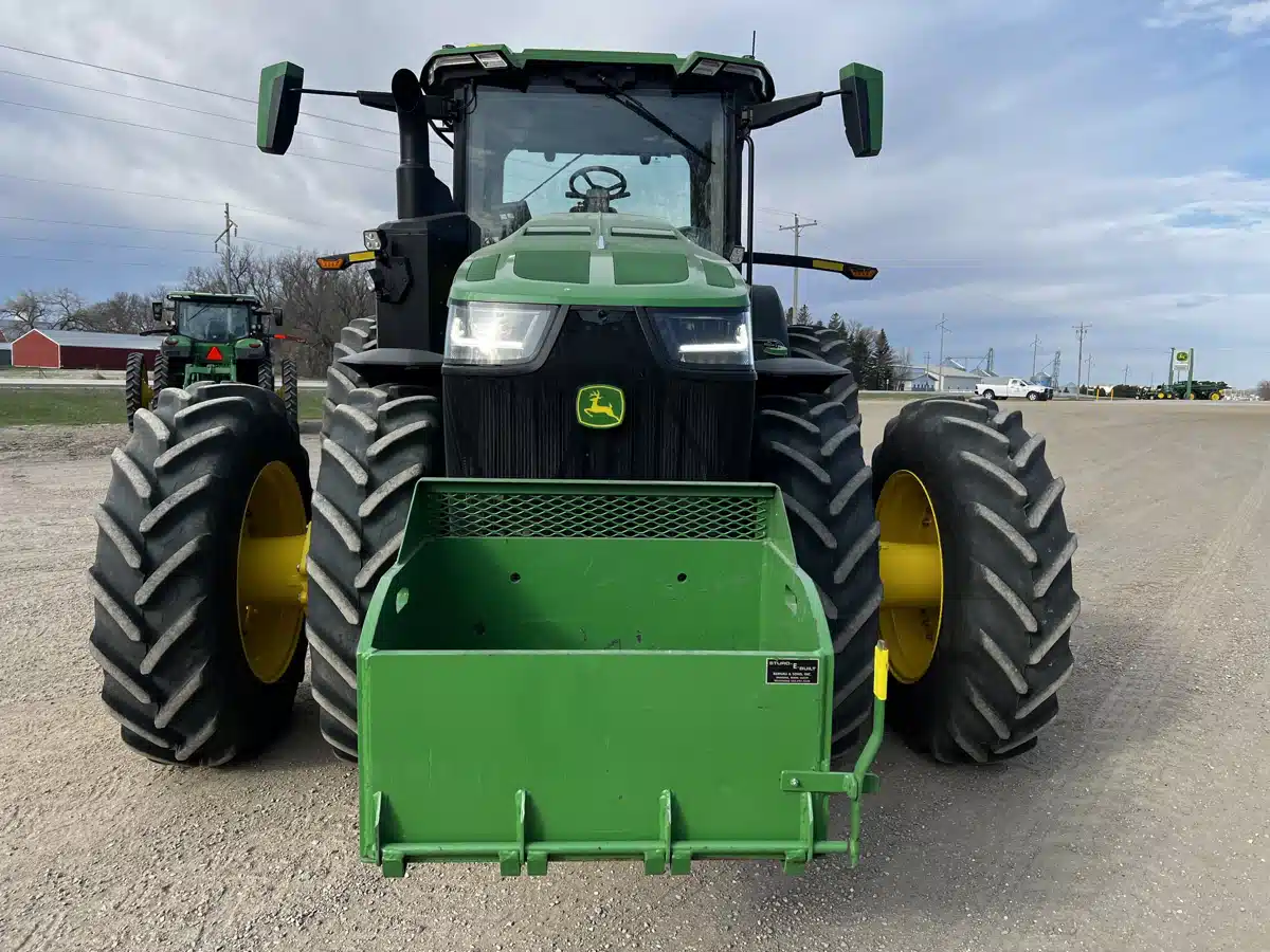 Gallery image 2 for Used 2024 John Deere 8R 410 Tractor