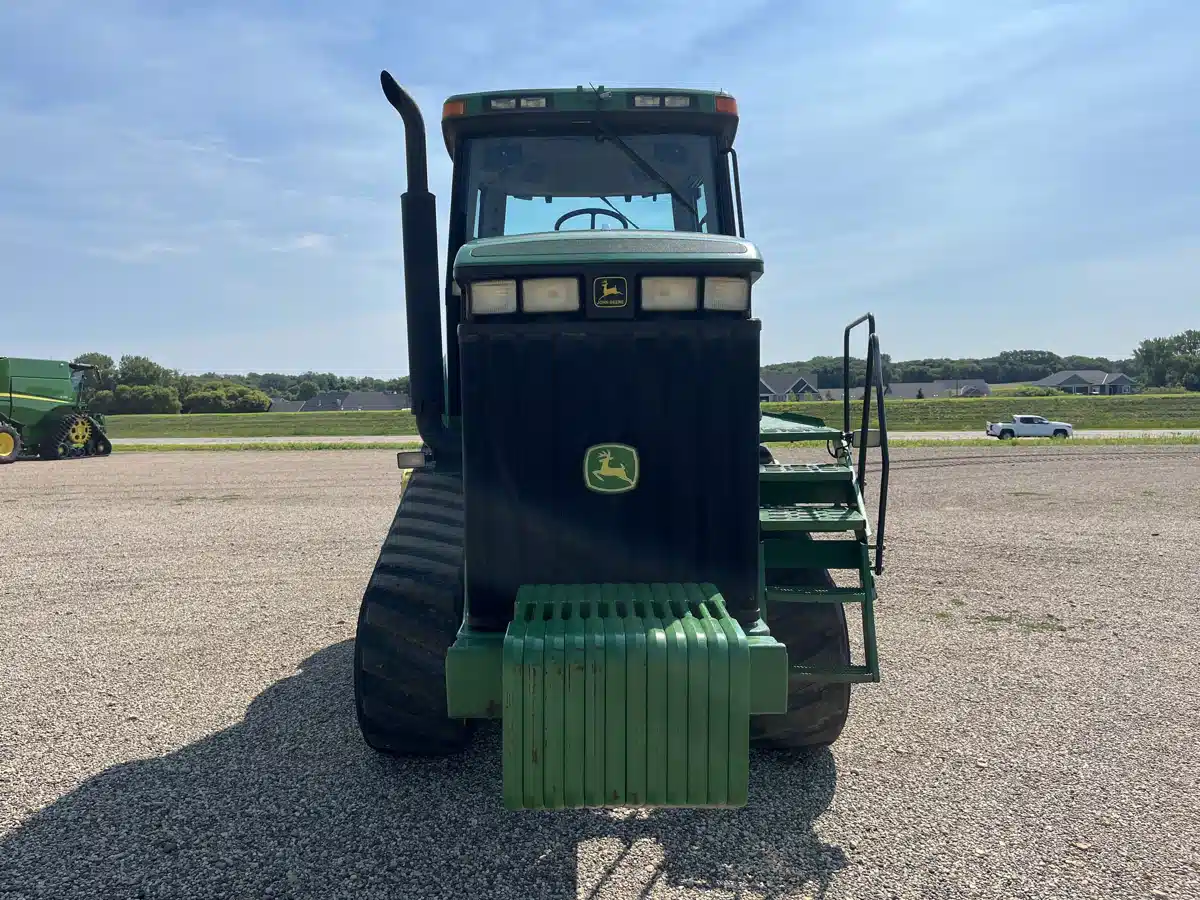 Gallery image 2 for Used 1998 John Deere 8400T Tractor