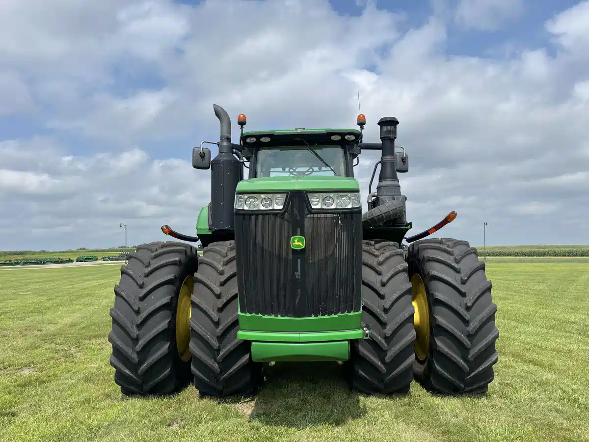 Gallery image 2 for Used 2015 John Deere 9470R Tractor