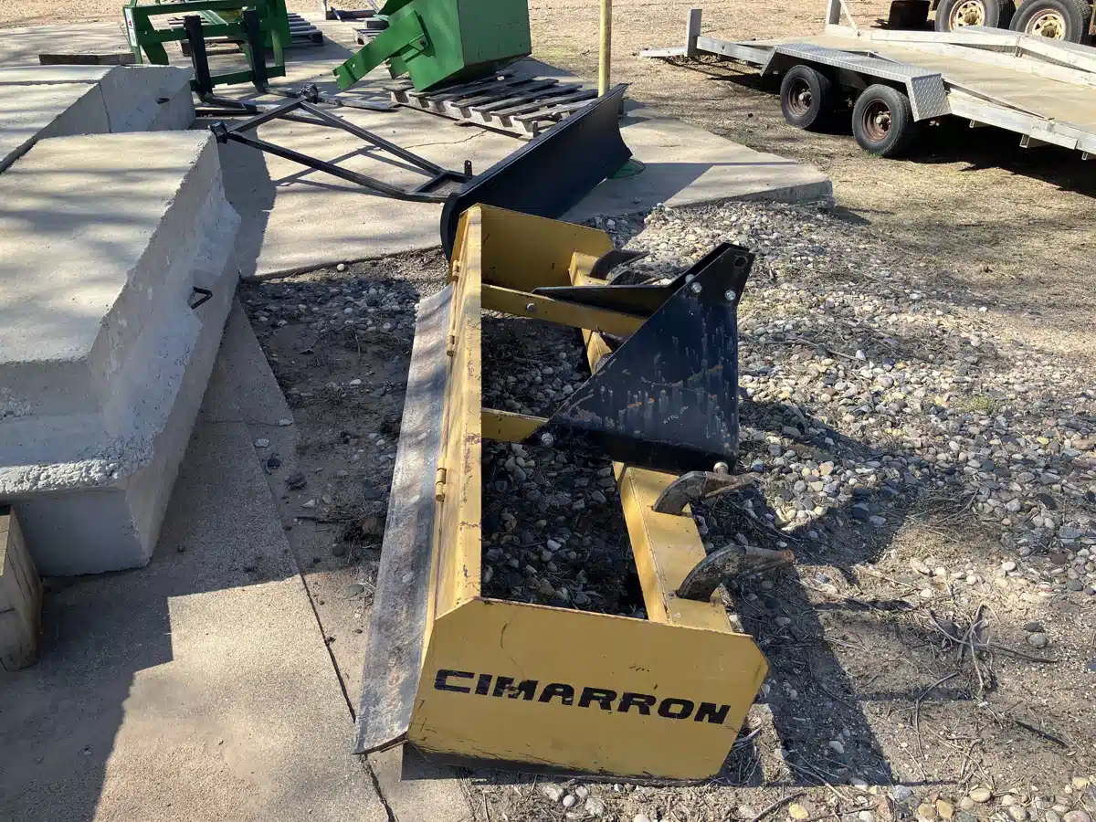 Gallery image 1 for Used 2015 Cimarron 7' Box Scraper Attachment