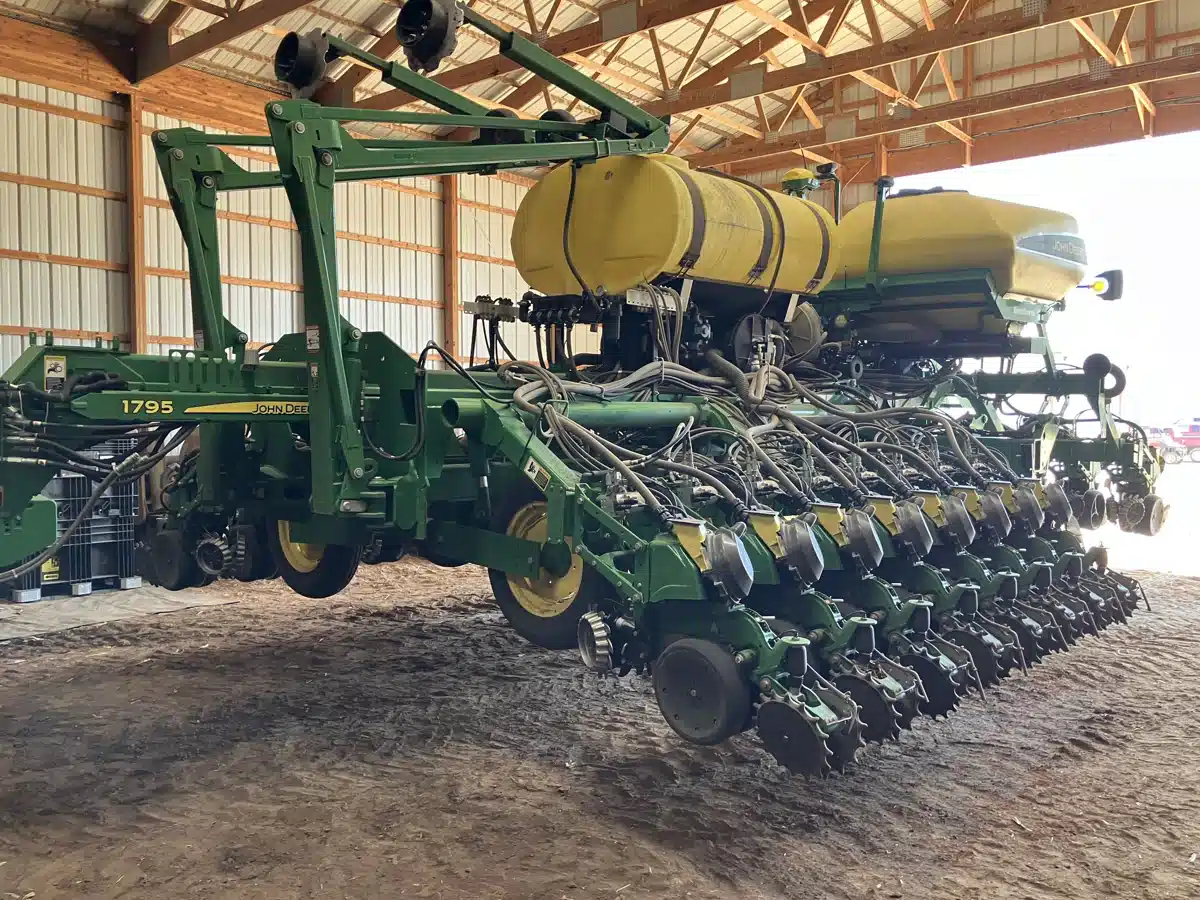Gallery image 1 for Used 2018 John Deere 1795 Planter
