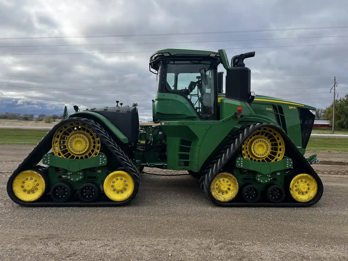 Gallery image 2 for Used 2023 John Deere 9RX 640 Tractor