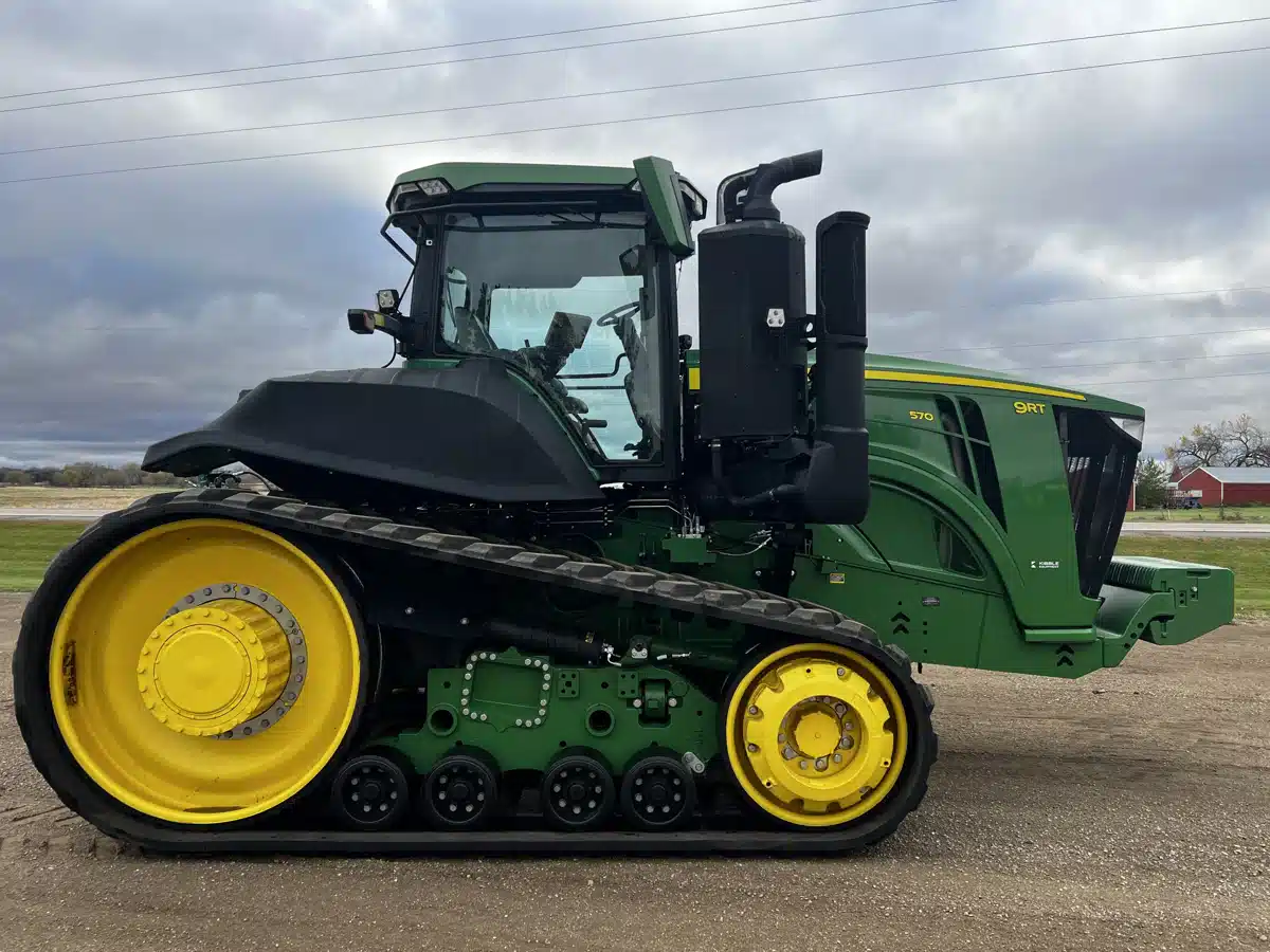 Gallery image 2 for Used 2023 John Deere 9RT 570 Tractor