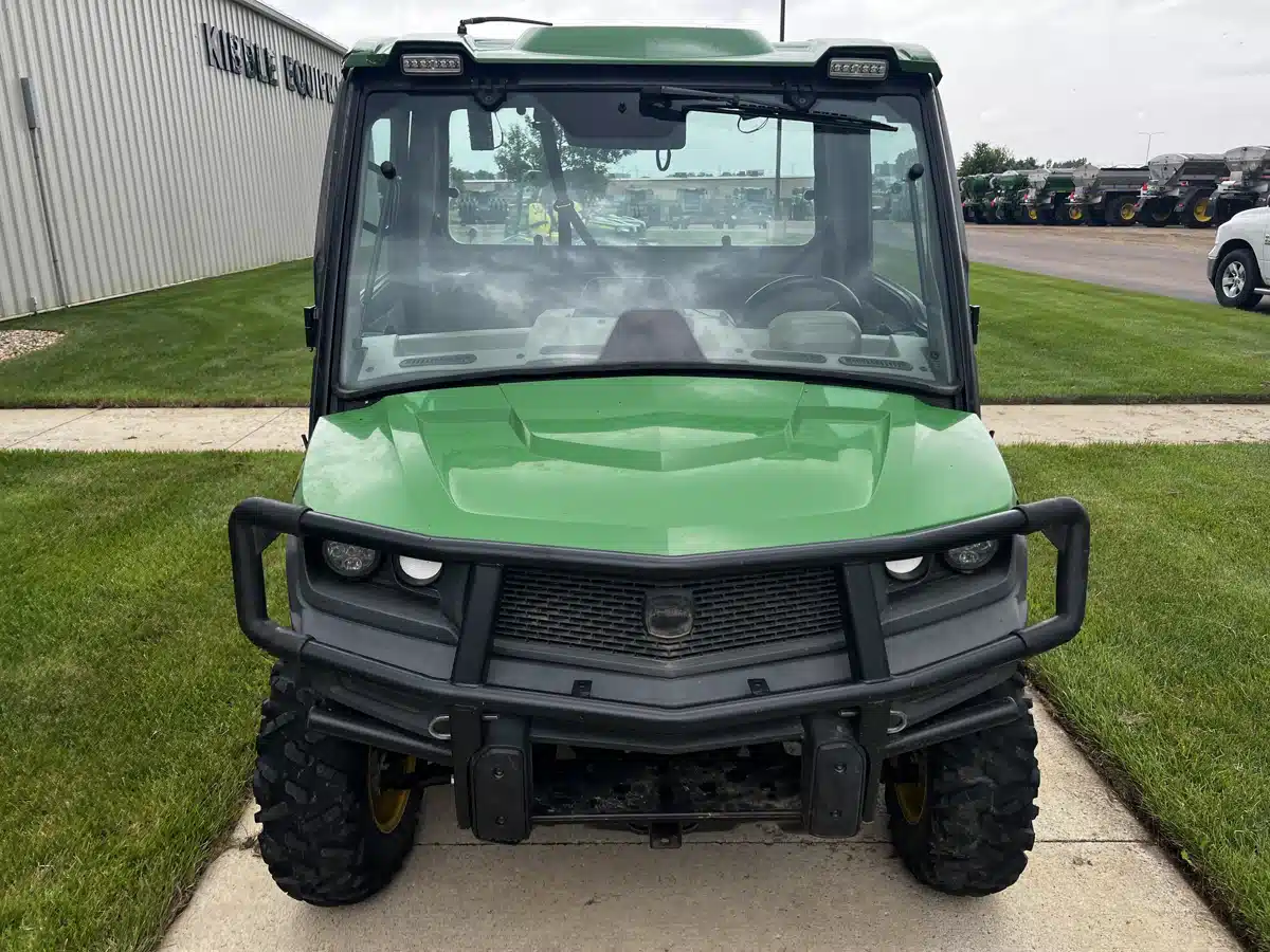 Gallery image 2 for Used 2018 John Deere XUV 835R Utility Vehicle