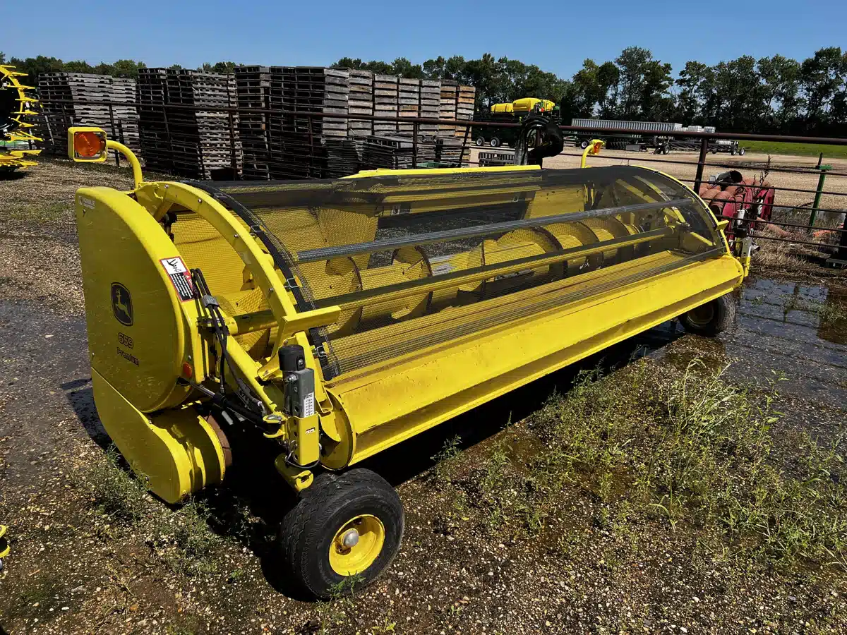 Gallery image 1 for Used 2019 John Deere 659 Windrower
