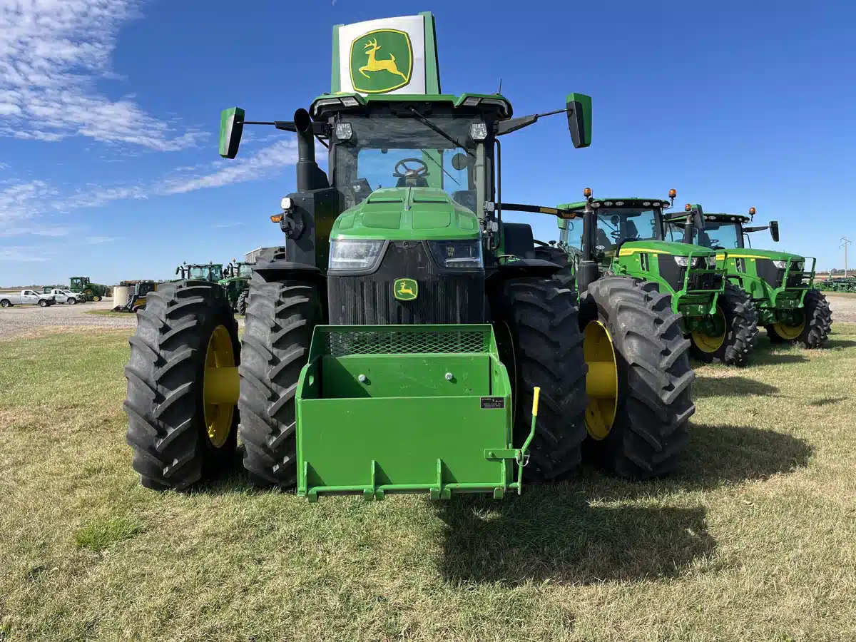 Gallery image 2 for Used 2024 John Deere 8R 410 Tractor