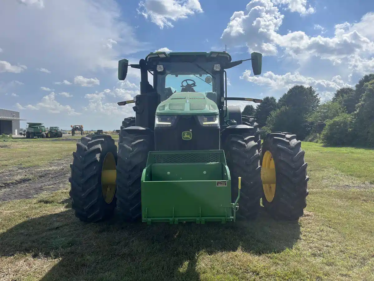 Gallery image 2 for Used 2024 John Deere 8R 410 Tractor