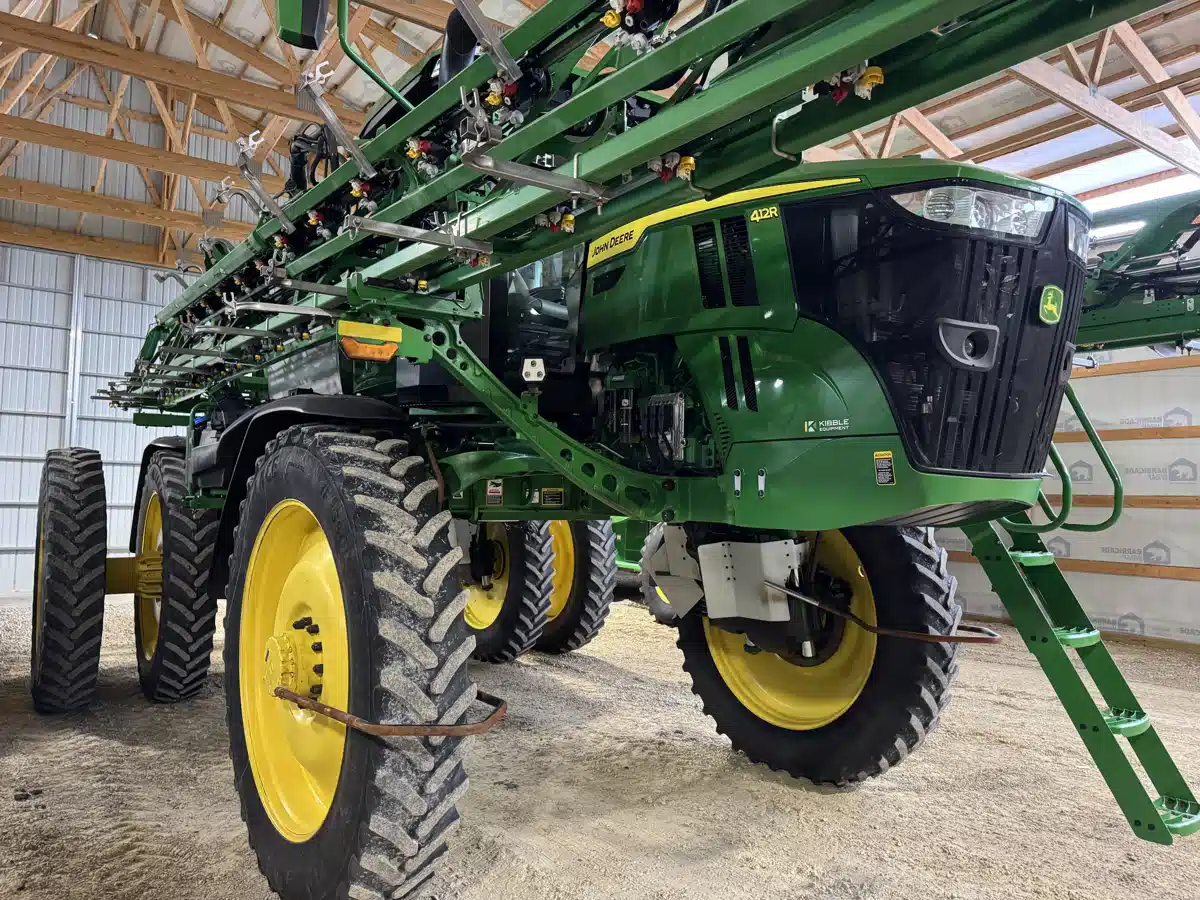 Gallery image 2 for Used 2023 John Deere 412R Sprayer - Self Propelled