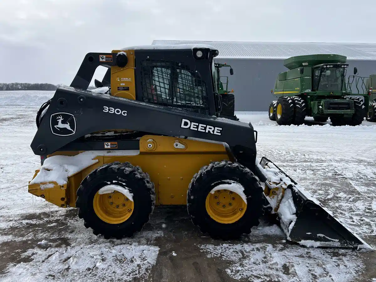 Gallery image 2 for Used 2024 John Deere 330G Skid Steer