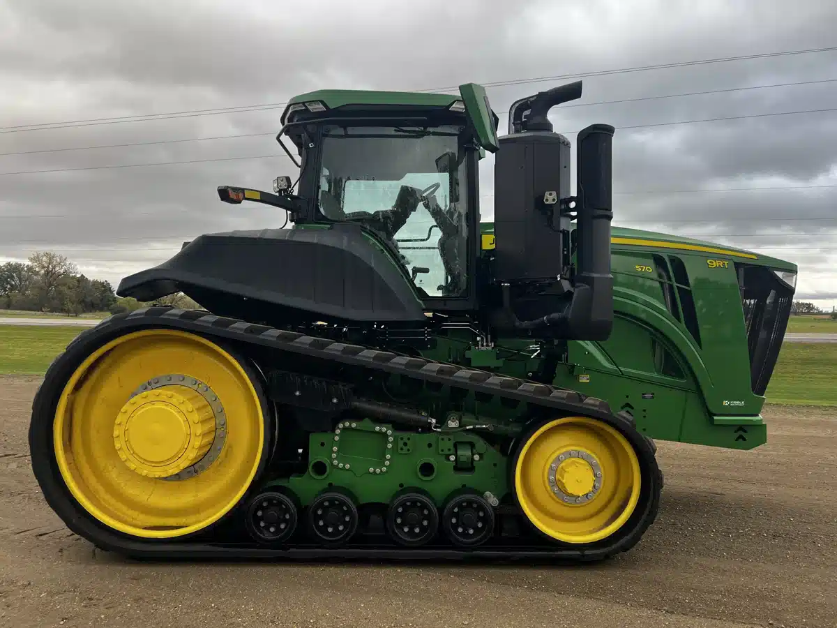 Gallery image 2 for Used 2023 John Deere 9RT 570 Tractor