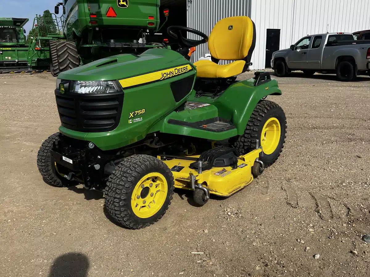 Gallery image 1 for Used 2021 John Deere X758 Lawn Tractor