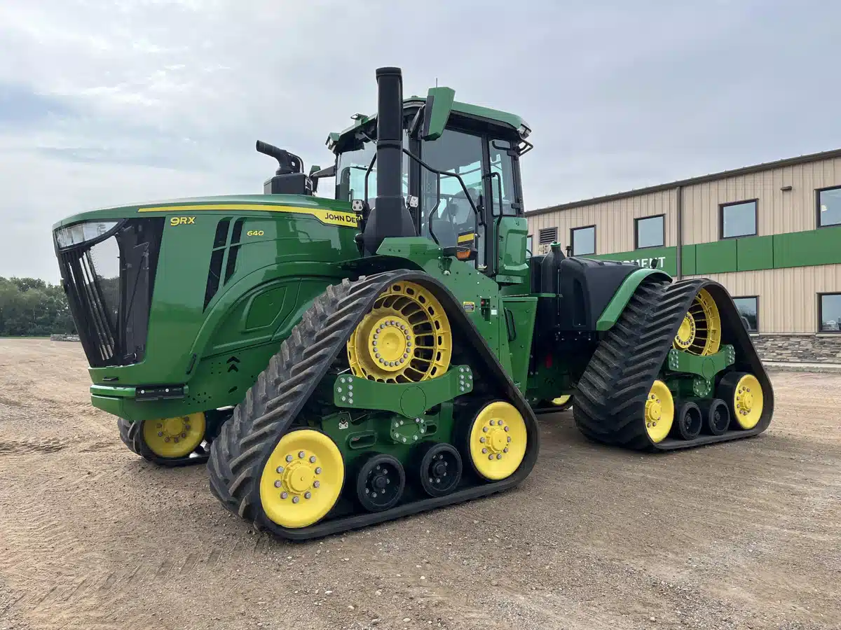 Gallery image 2 for Used 2023 John Deere 9RX 640 Tractor