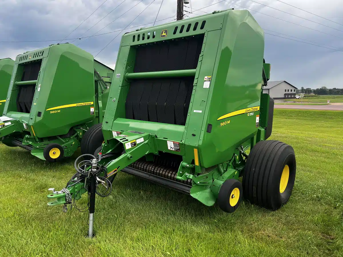 Gallery image 1 for Used 2022 John Deere 560M Round Baler
