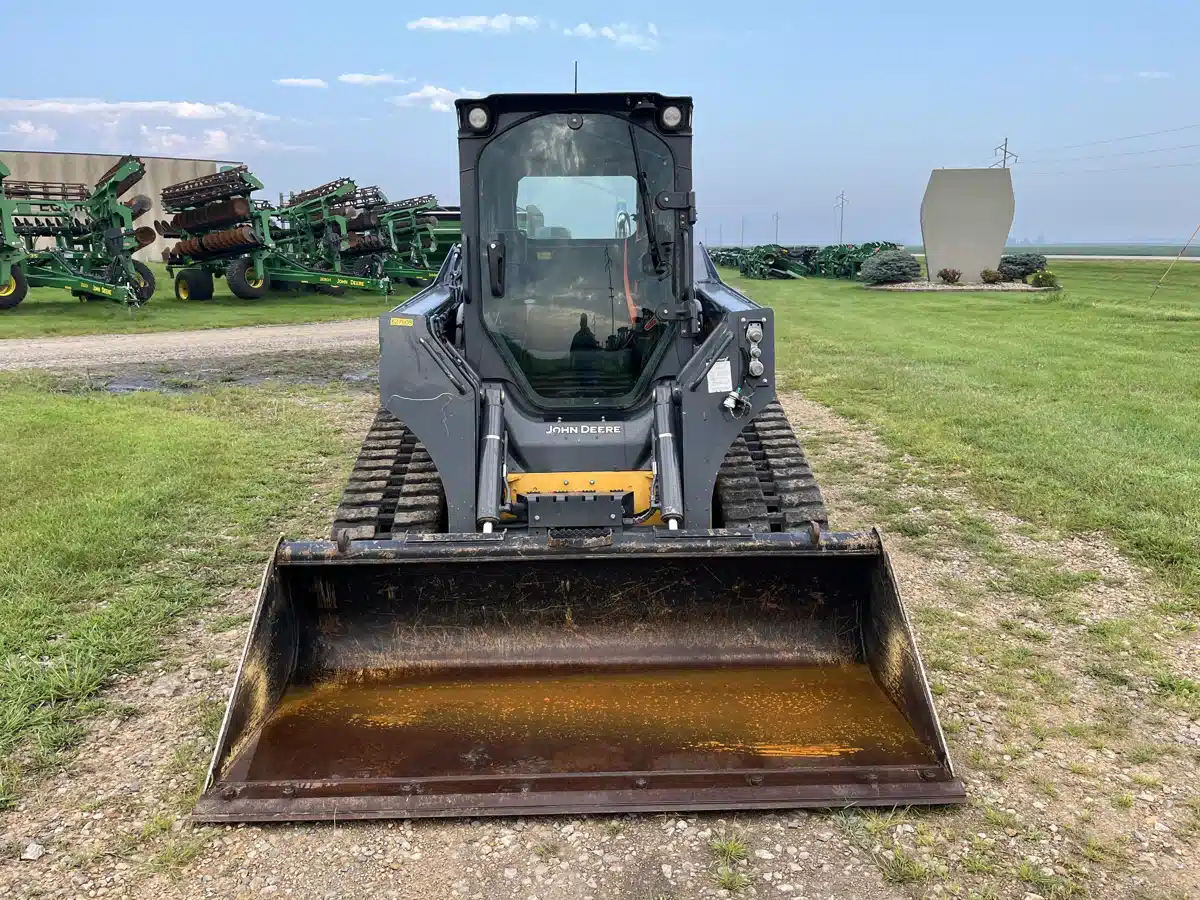 Gallery image 2 for Used 2023 John Deere 325G Track Loader
