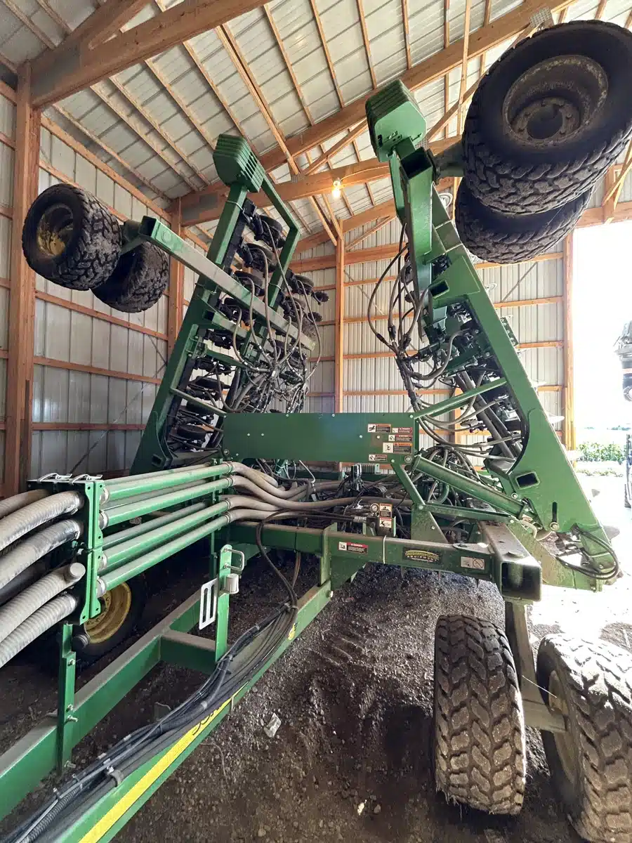 Used 2012 John Deere 1890 Air Drill