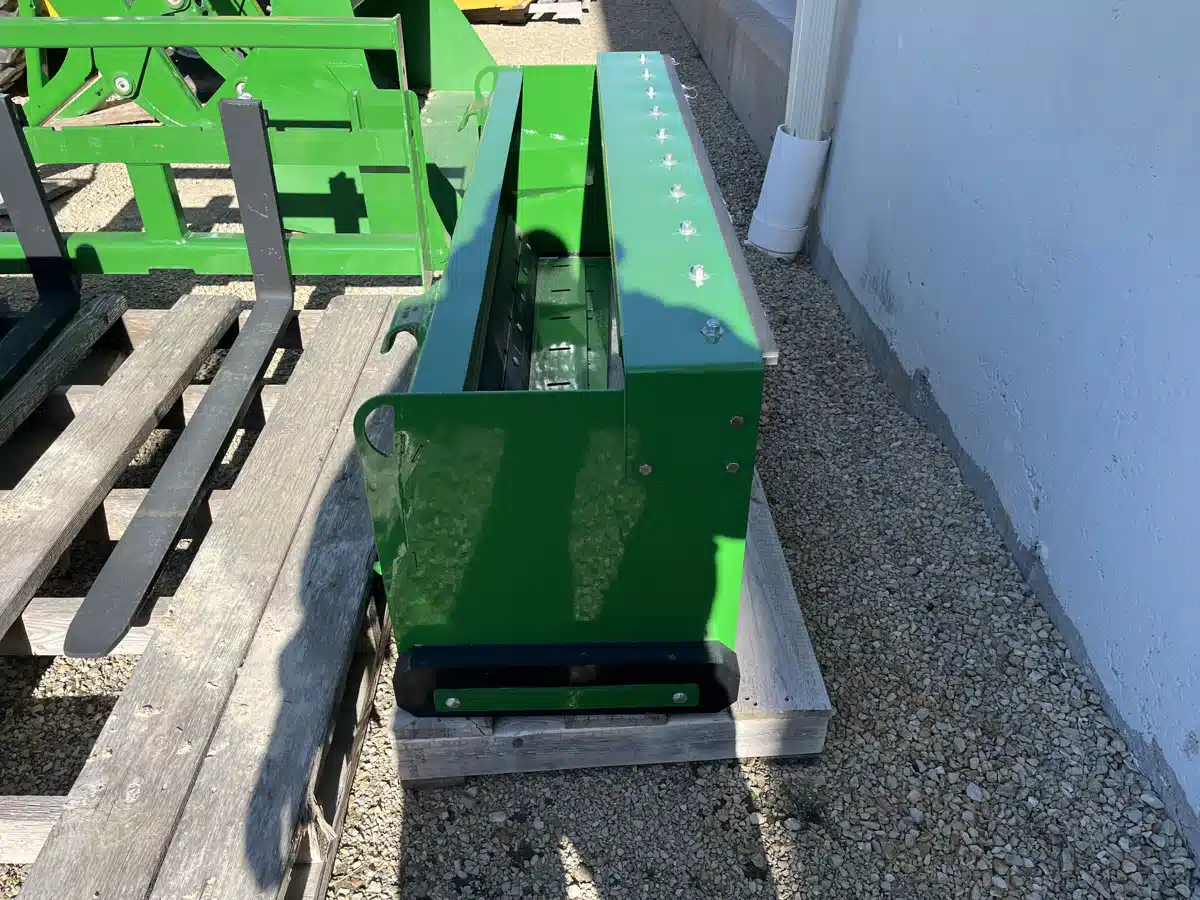 Gallery image 2 for Used 2023 Frontier AS10F Attachment