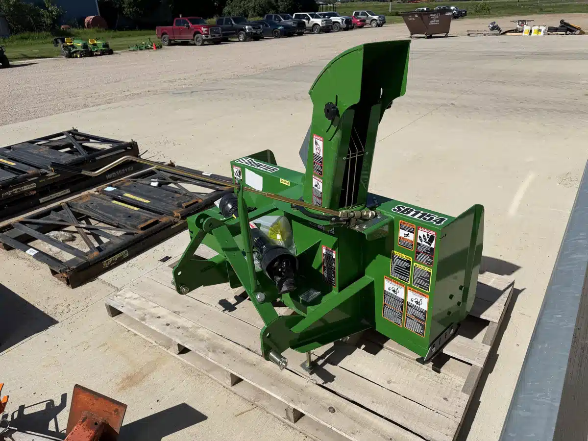 Gallery image 1 for 2022 Frontier SB1154 Snow Blower