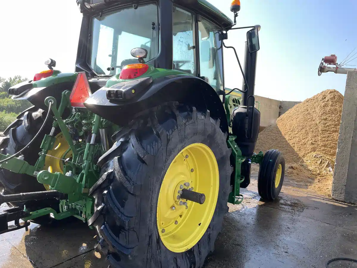 Gallery image 2 for Used 2024 John Deere 6155M Tractor