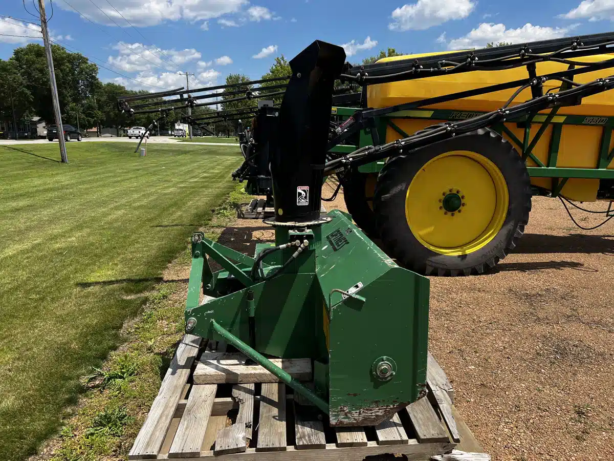 Gallery image 2 for Used 1989 Loftness 8415G Snow Blower