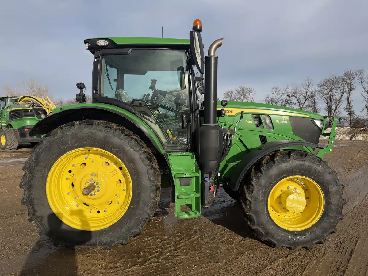 Gallery image 2 for 2025 John Deere 6R 165 Tractor